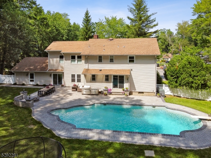 Riker Hill - Residential