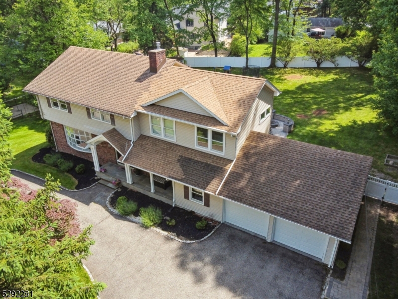 Riker Hill - Residential