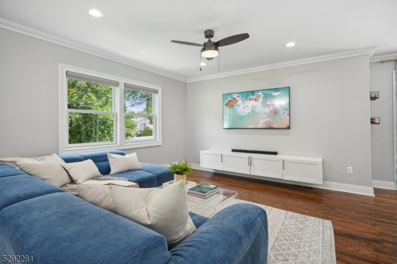 Riker Hill - Residential