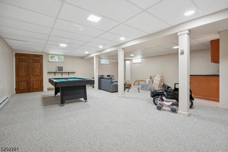 Riker Hill - Residential