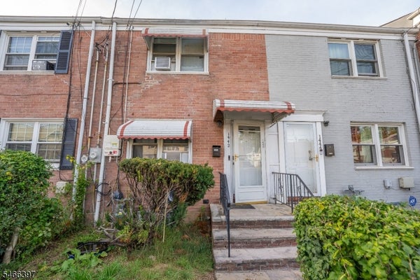 1442 LIBERTY AVE, HILLSIDE, NJ 07205 - Image e9d3e4a8deeca783f0e2bc82d5e1446d/1247108325
