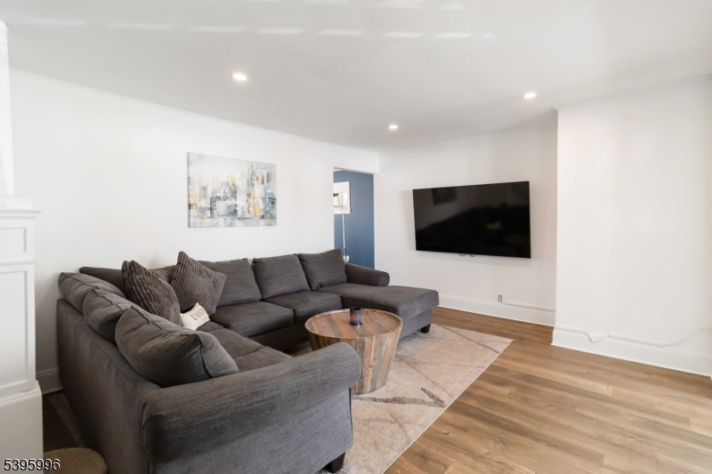 Battle Hill - Residential