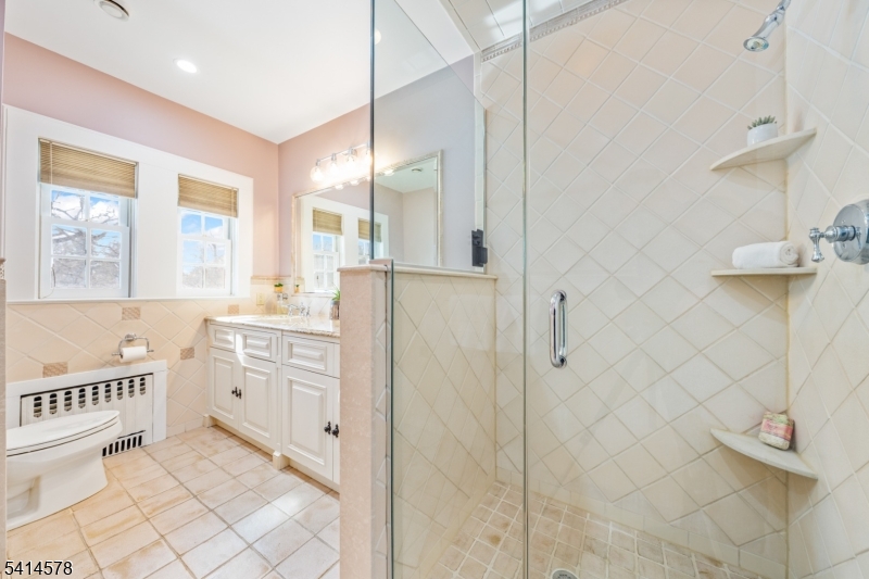 Montrose - Residential