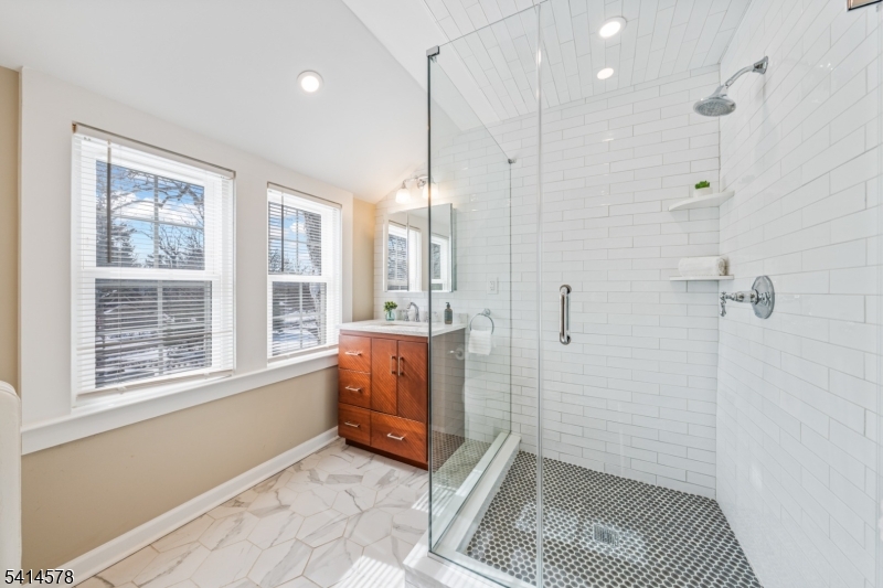 Montrose - Residential