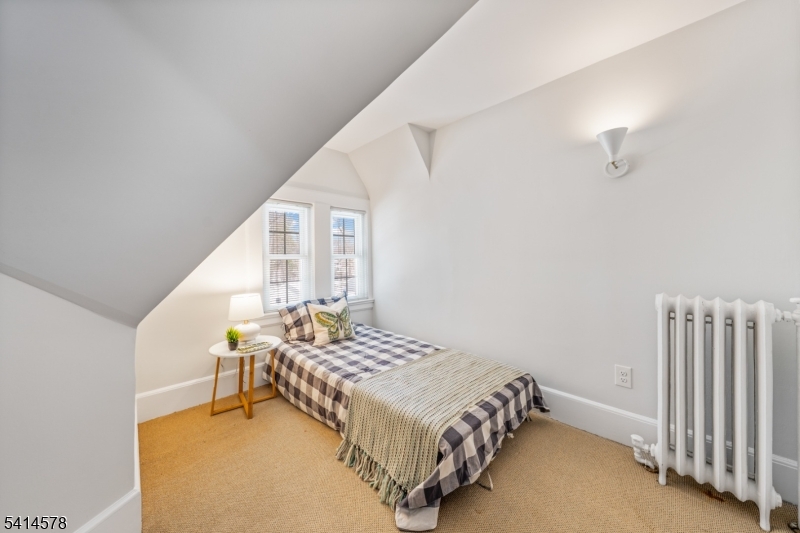 Montrose - Residential