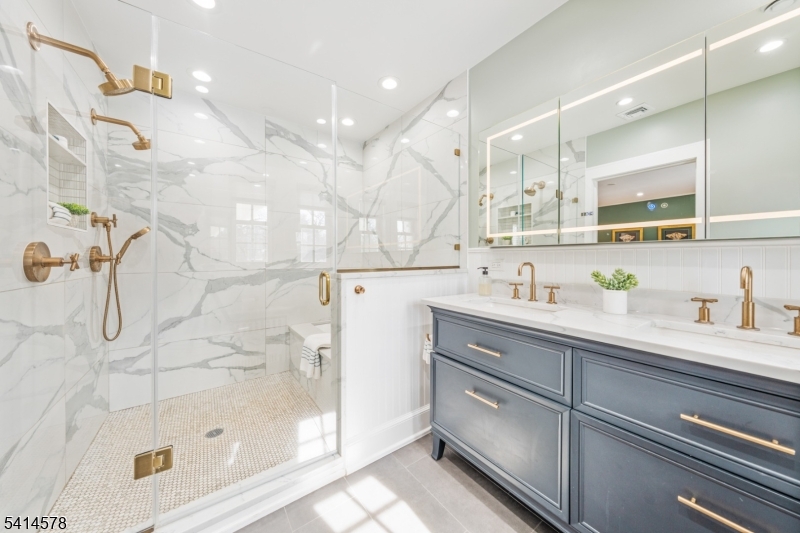 Montrose - Residential