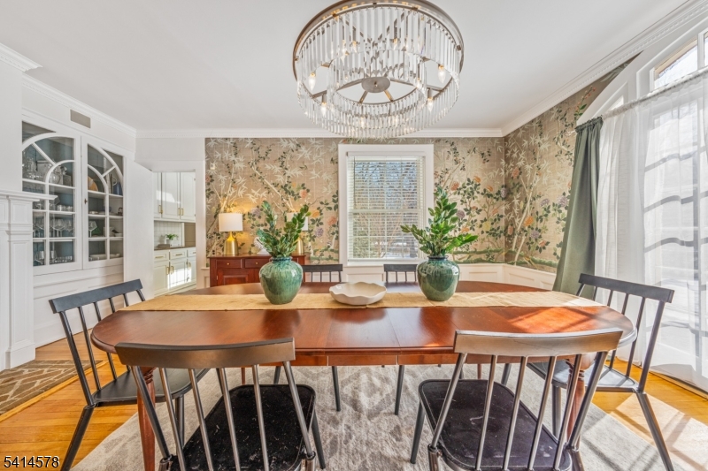 Montrose - Residential