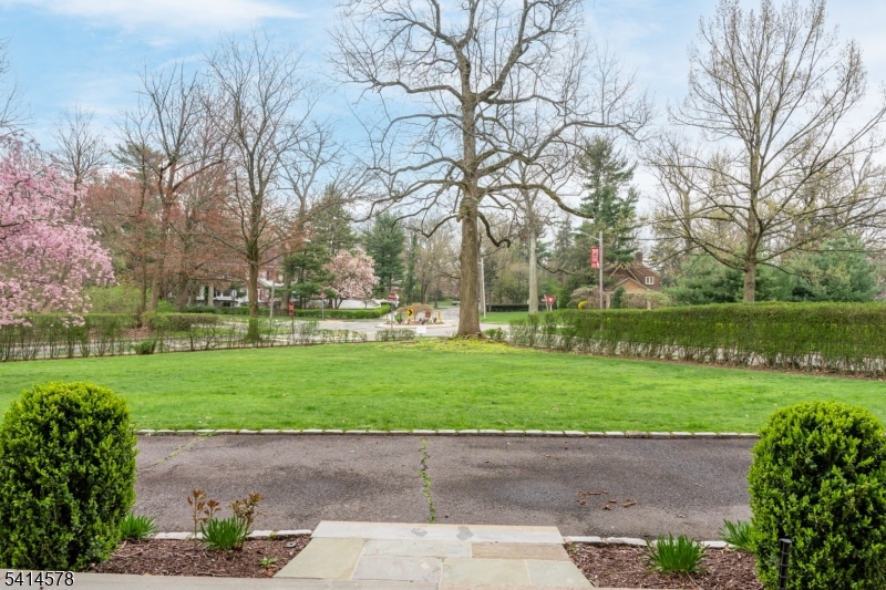 Montrose - Residential