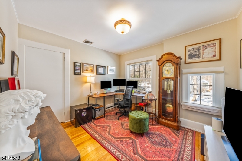 Montrose - Residential