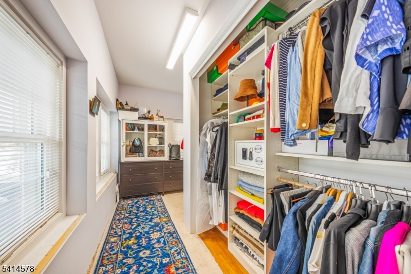 Montrose - Residential