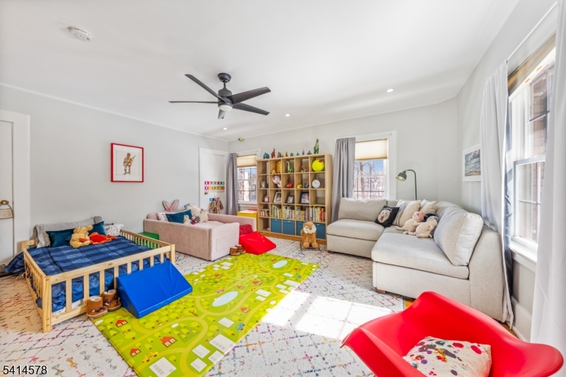 Montrose - Residential