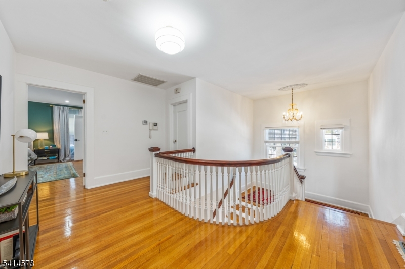 Montrose - Residential