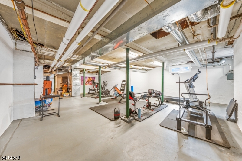 Montrose - Residential