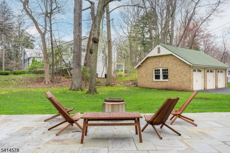 Montrose - Residential