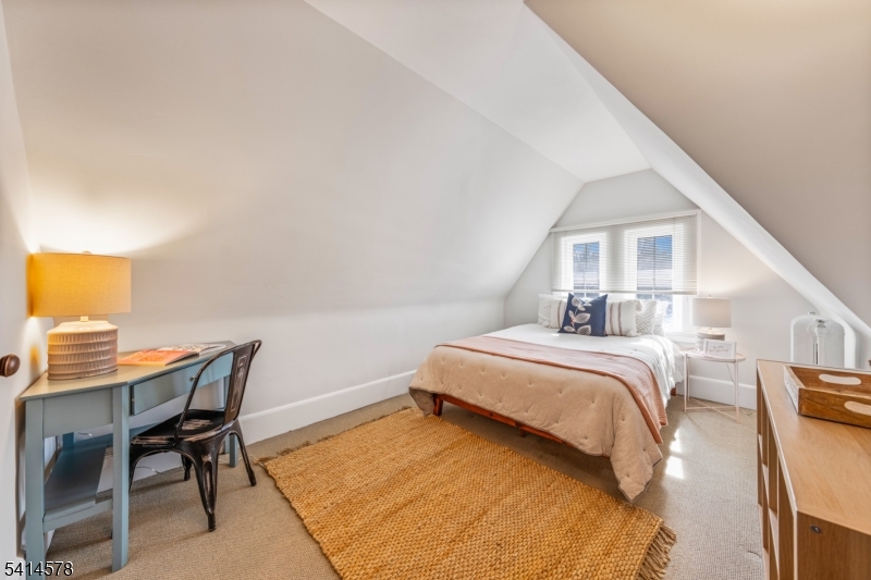 Montrose - Residential