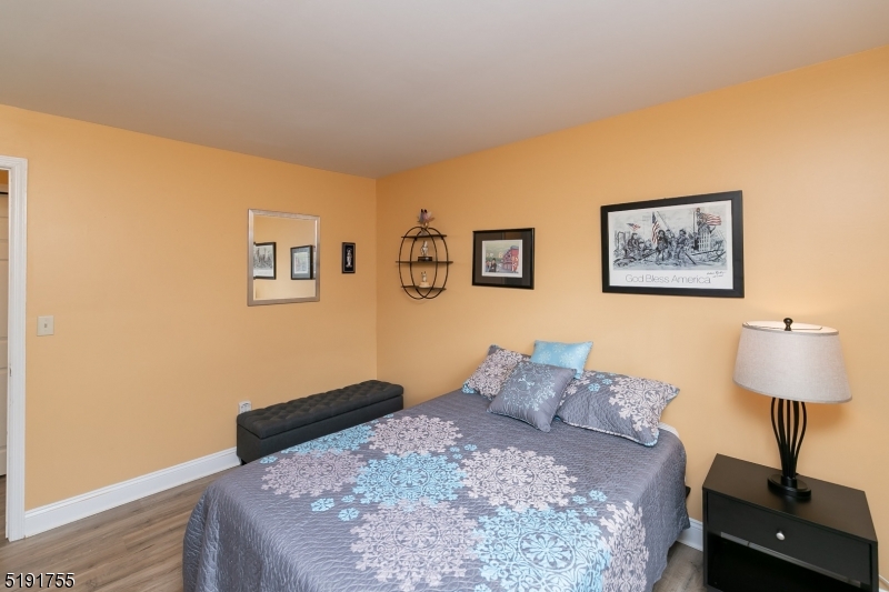 Hunter's Crossing - Residential