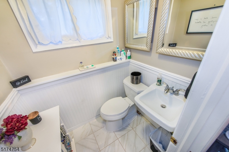 Pompton Plains - Residential