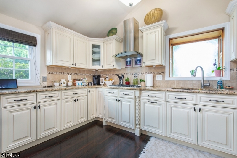 Pompton Plains - Residential