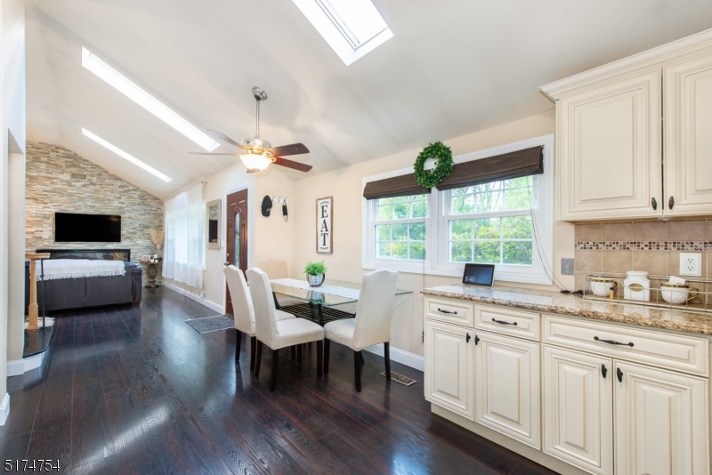 Pompton Plains - Residential