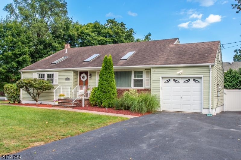 Pompton Plains - Residential