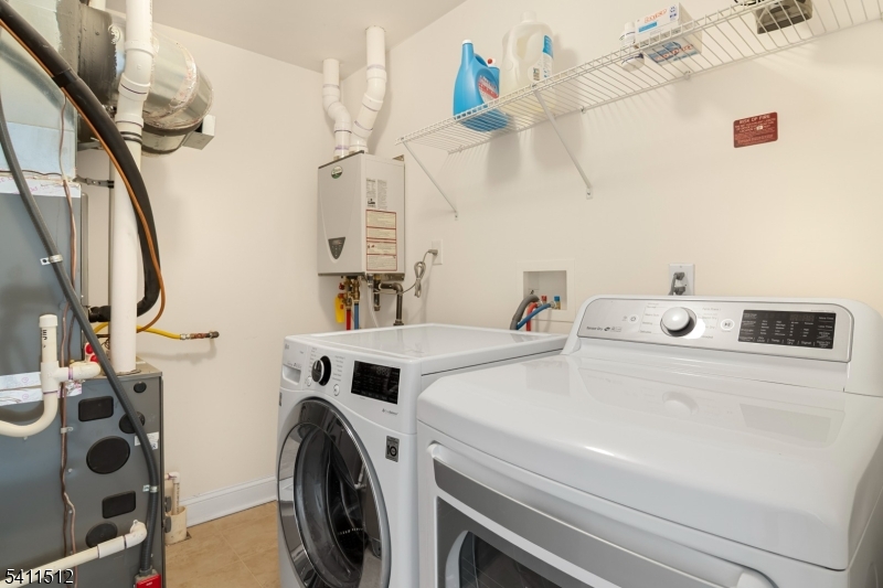 Autumn Pointe - Residential