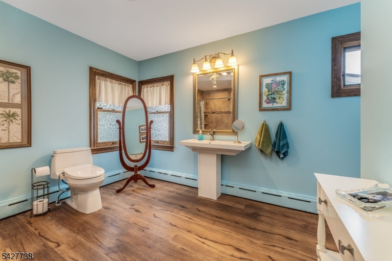 Shimer Manor - Residential