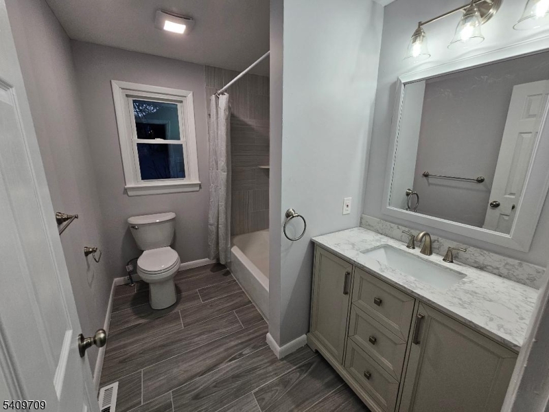 Cedar Knolls - Residential