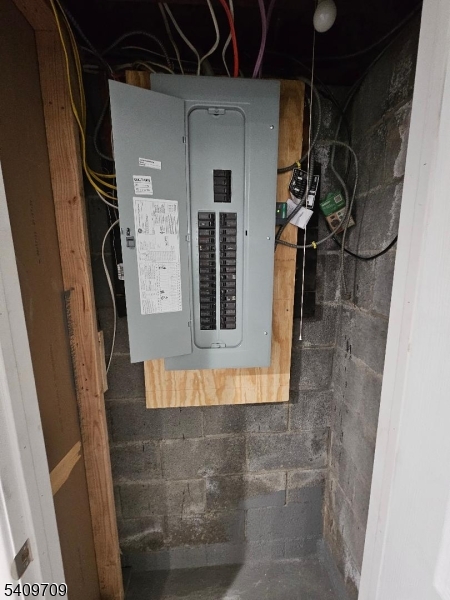 Cedar Knolls - Residential