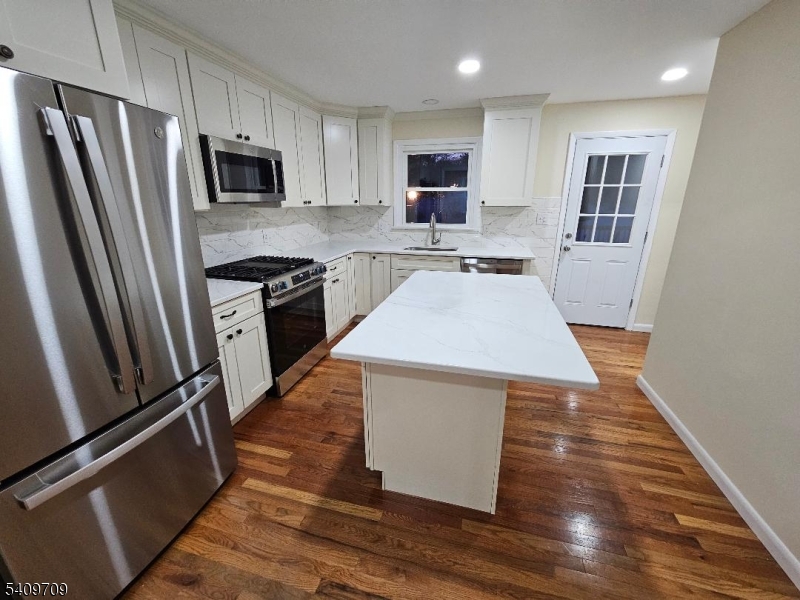 Cedar Knolls - Residential