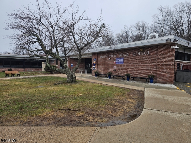 Cedar Knolls - Residential