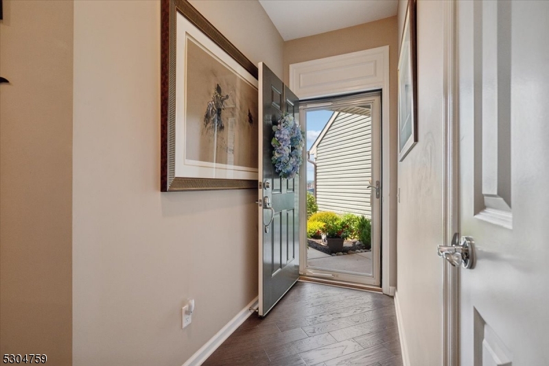 HUNTERDON CREEKSIDE - Residential