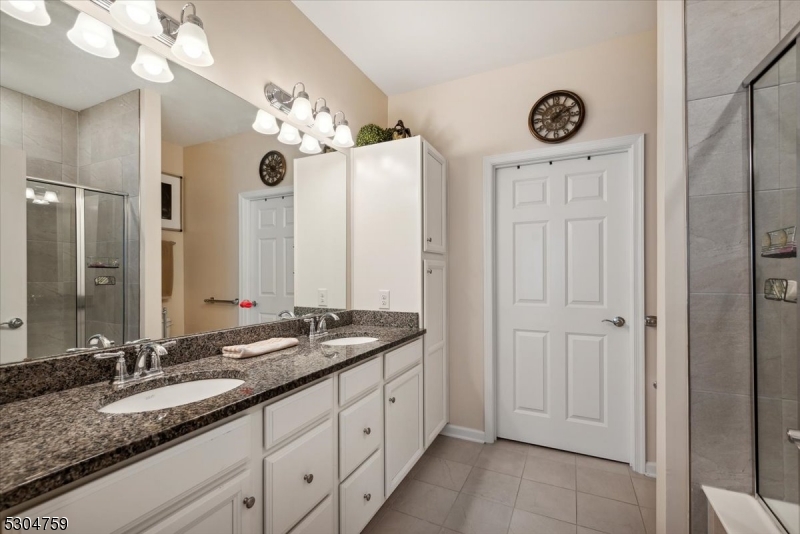 HUNTERDON CREEKSIDE - Residential