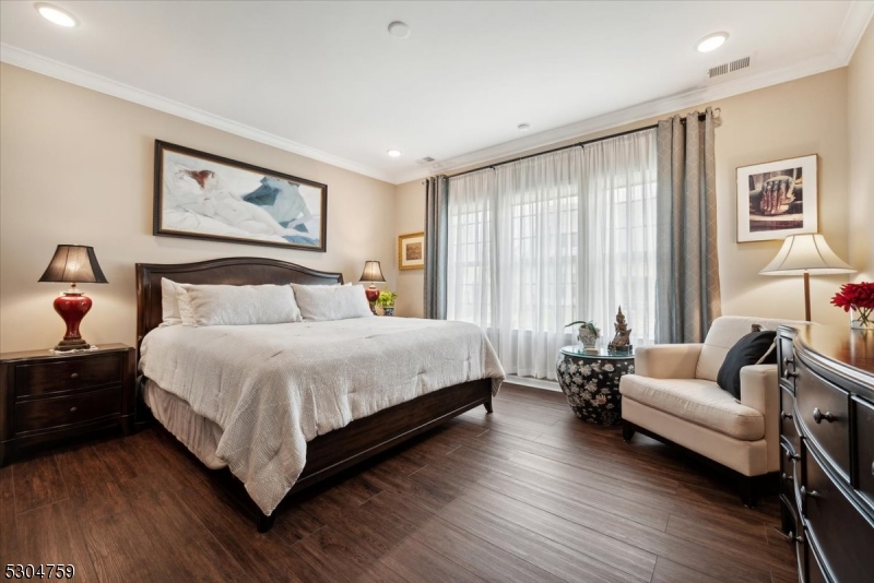 HUNTERDON CREEKSIDE - Residential