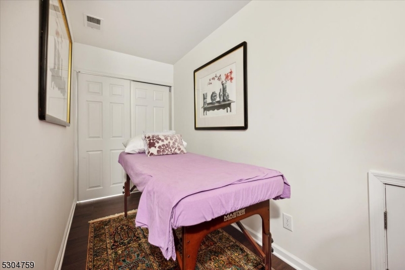 HUNTERDON CREEKSIDE - Residential