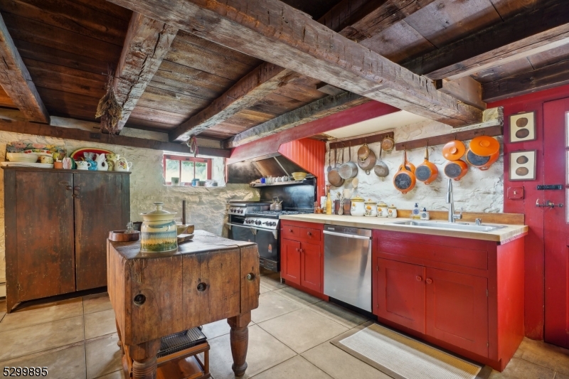 Middle Valley - Residential