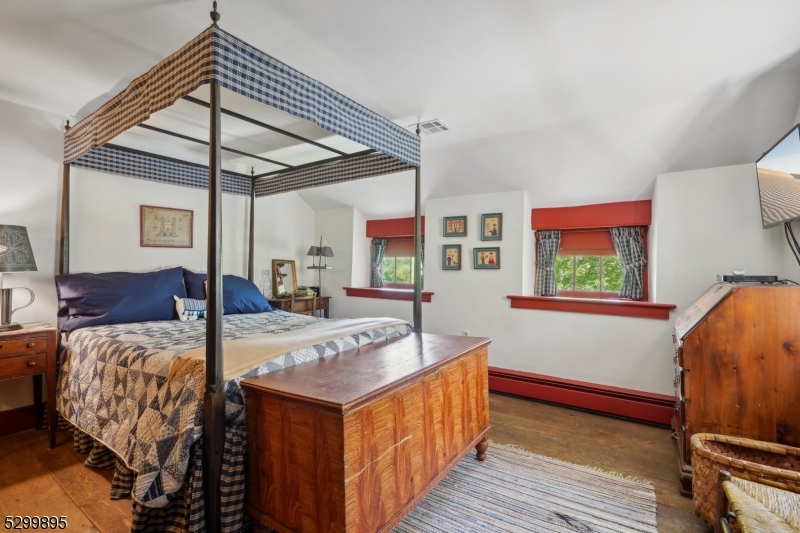 Middle Valley - Residential