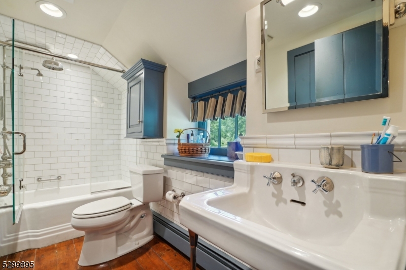 Middle Valley - Residential