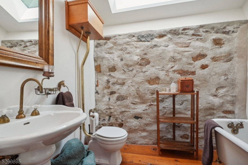 Middle Valley - Residential