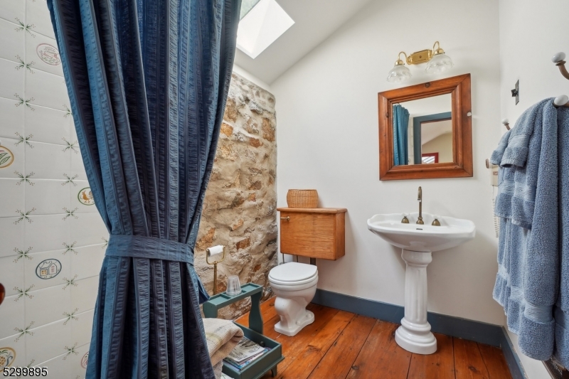 Middle Valley - Residential