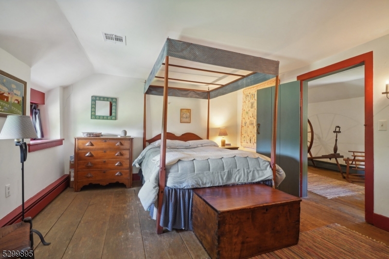 Middle Valley - Residential