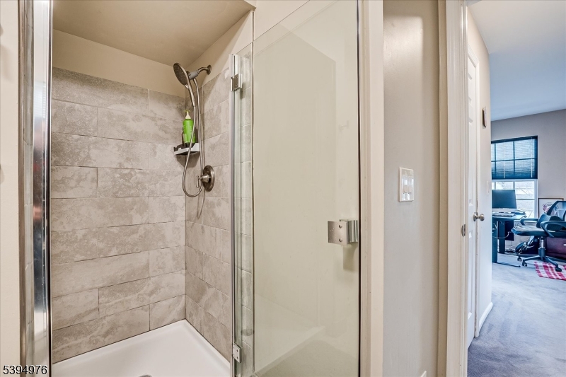 Crestmont Manor - Residential