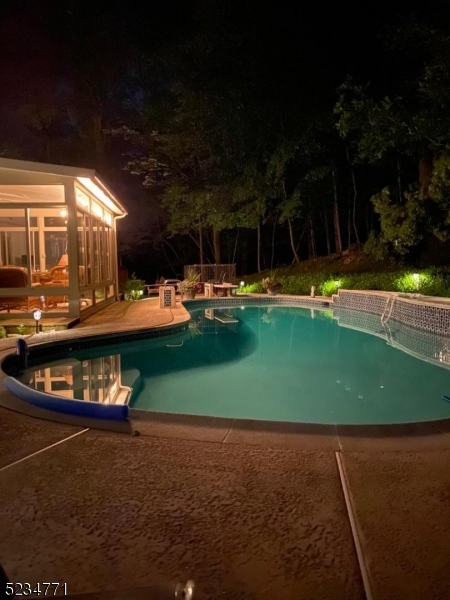 High Crest - Residential