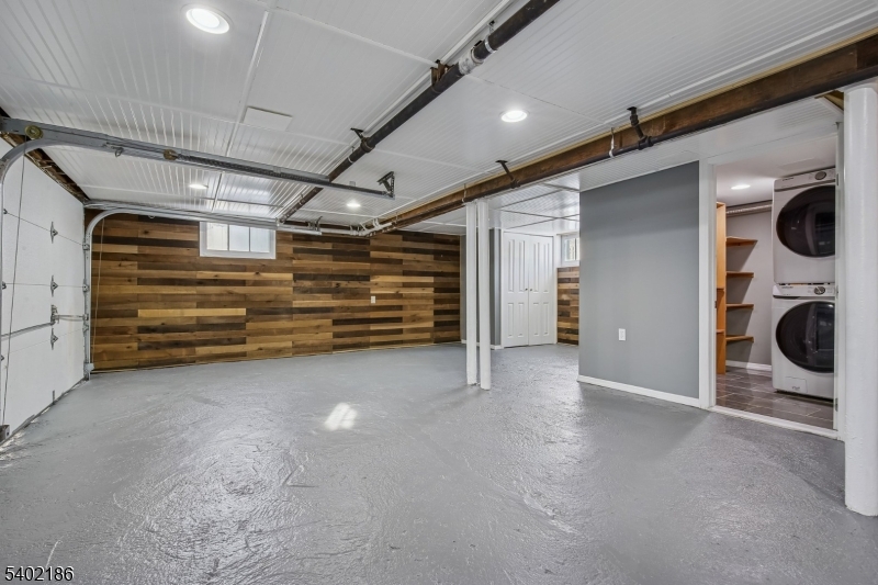 Fayson Lakes - Residential