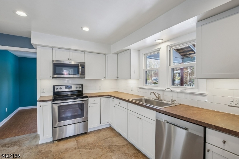 Fayson Lakes - Residential