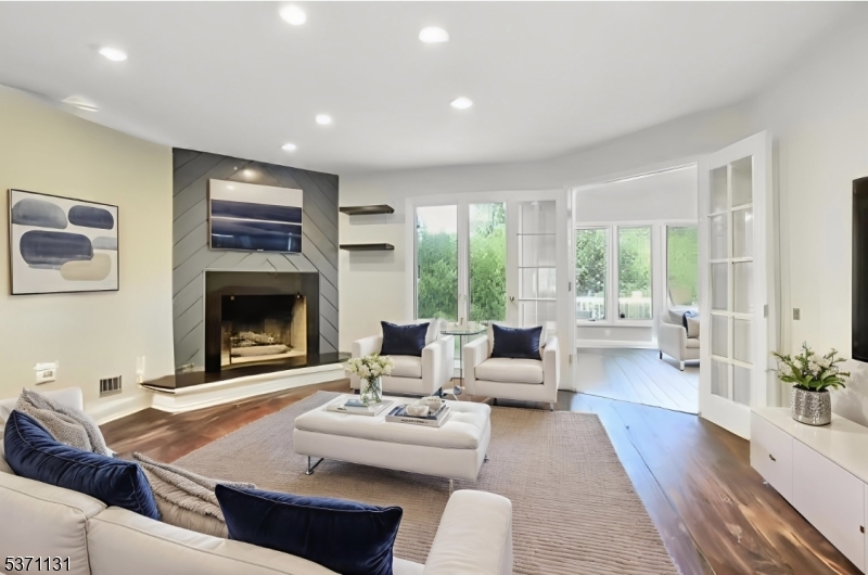 The Summit - Residential