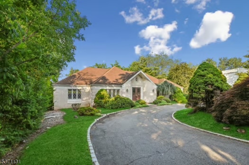 The Summit - Residential