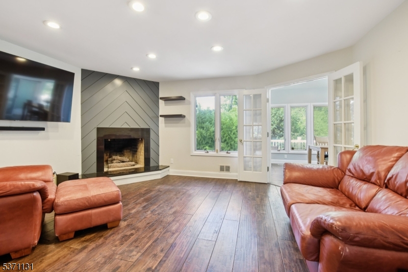 The Summit - Residential