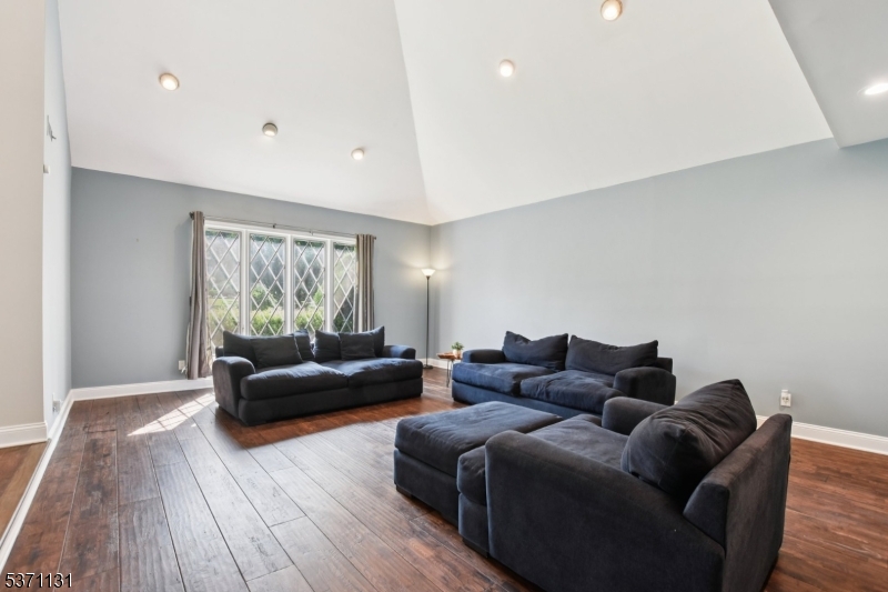 The Summit - Residential