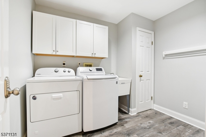 The Summit - Residential