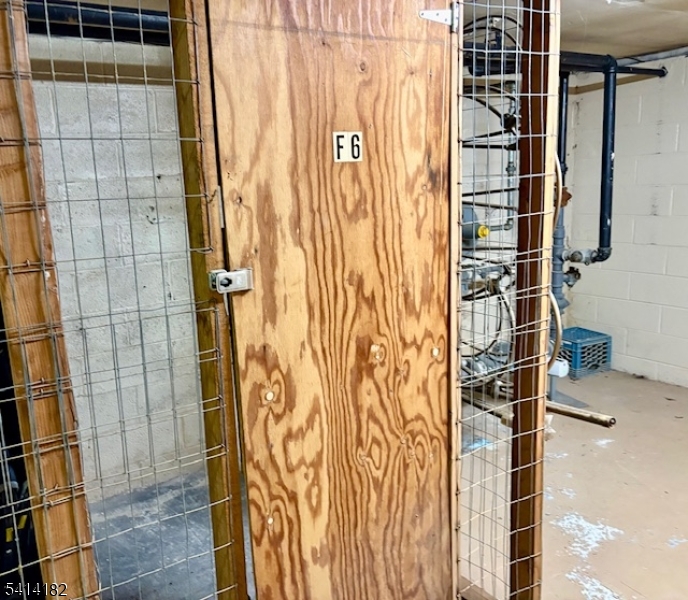 Valley Stream - Residential